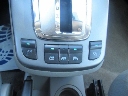 Used 2008 Chevrolet Equinox LS image 17