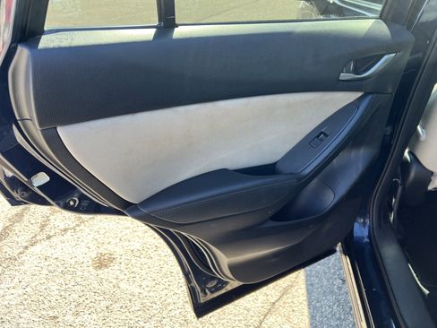 Used 2016 MAZDA CX-5 Touring w/ Bose/Moonroof Package image 11