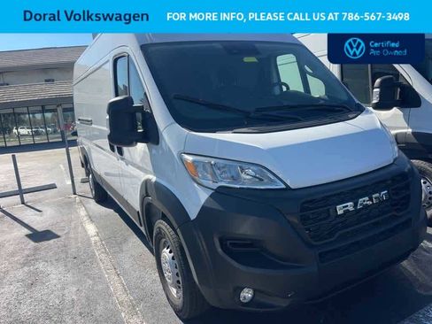 Used 2024 RAM ProMaster 2500 w/ Convenience Group FWD image 1