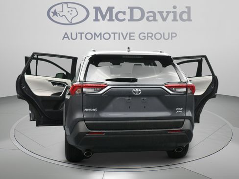 Used 2024 Toyota RAV4 XLE AWD/4WD image 46