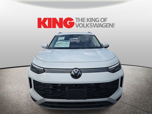 New 2026 Volkswagen Tiguan SE image 9