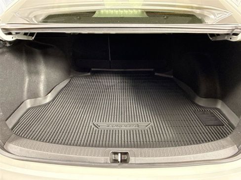 Certified 2021 Toyota Corolla LE image 28