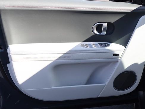 Used 2024 Hyundai Ioniq 5 Limited RWD image 17