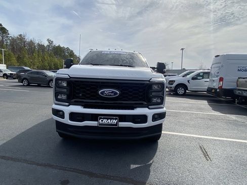 Certified 2025 Ford F250 XL w/ STX Appearance Package image 2