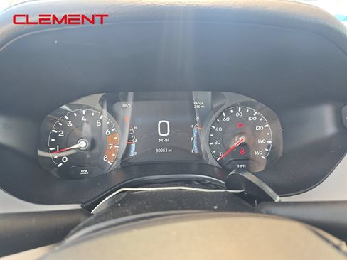 Used 2025 Jeep Compass Limited AWD/4WD image 2