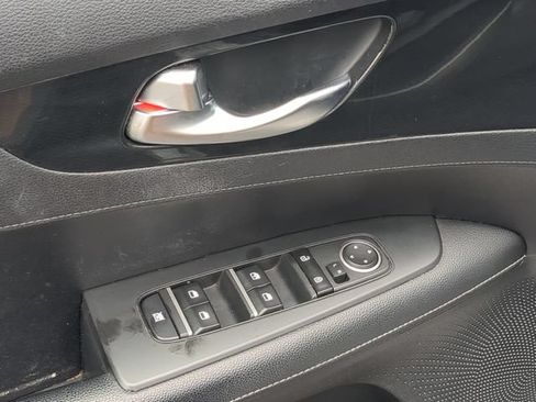 Used 2022 Kia Forte GT-Line w/ GT-Line Premium Package FWD image 13