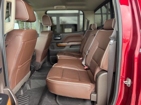 Used 2019 Chevrolet Silverado 2500 High Country w/ Duramax Plus Package image 11