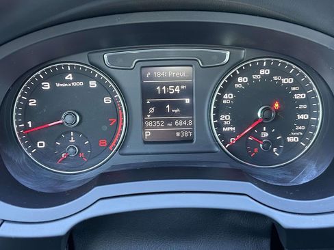 Used 2016 Audi Q3 2.0T Premium Plus image 23