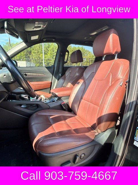Used 2023 Kia Telluride EX w/ EX Captain's Chair Package FWD image 5