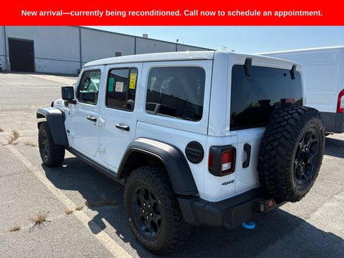 Used 2023 Jeep Wrangler Unlimited w/ Sun & Screen Package AWD/4WD image 5