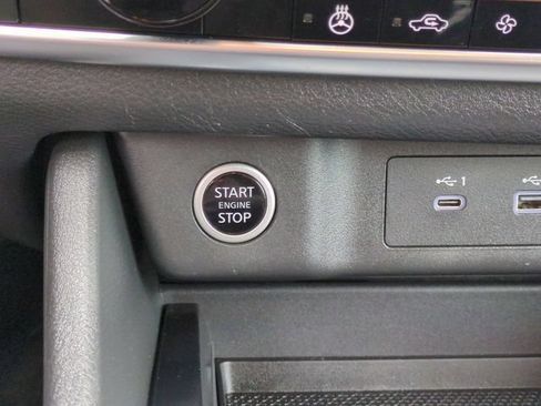 Used 2022 Nissan Rogue S AWD/4WD image 20