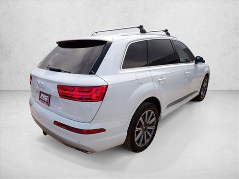 Used 2019 Audi Q7 3.0T Premium Plus AWD/4WD image 4