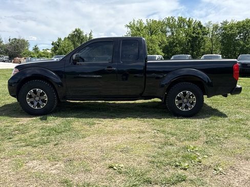 Used 2014 Nissan Frontier Desert Runner RWD image 3