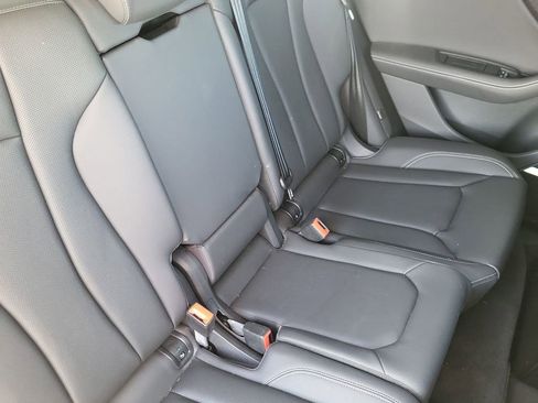 Used 2023 Audi Q8 Premium Plus image 34