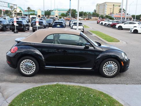 Used 2014 Volkswagen Beetle 1.8T FWD image 10