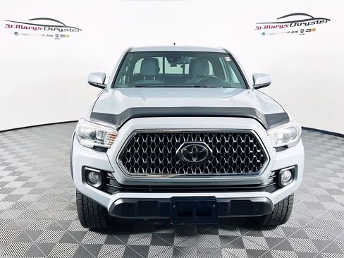 Used 2019 Toyota Tacoma TRD Off-Road image 3
