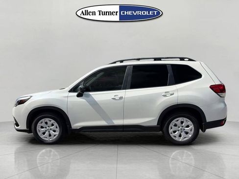 Used 2022 Subaru Forester AWD/4WD image 6