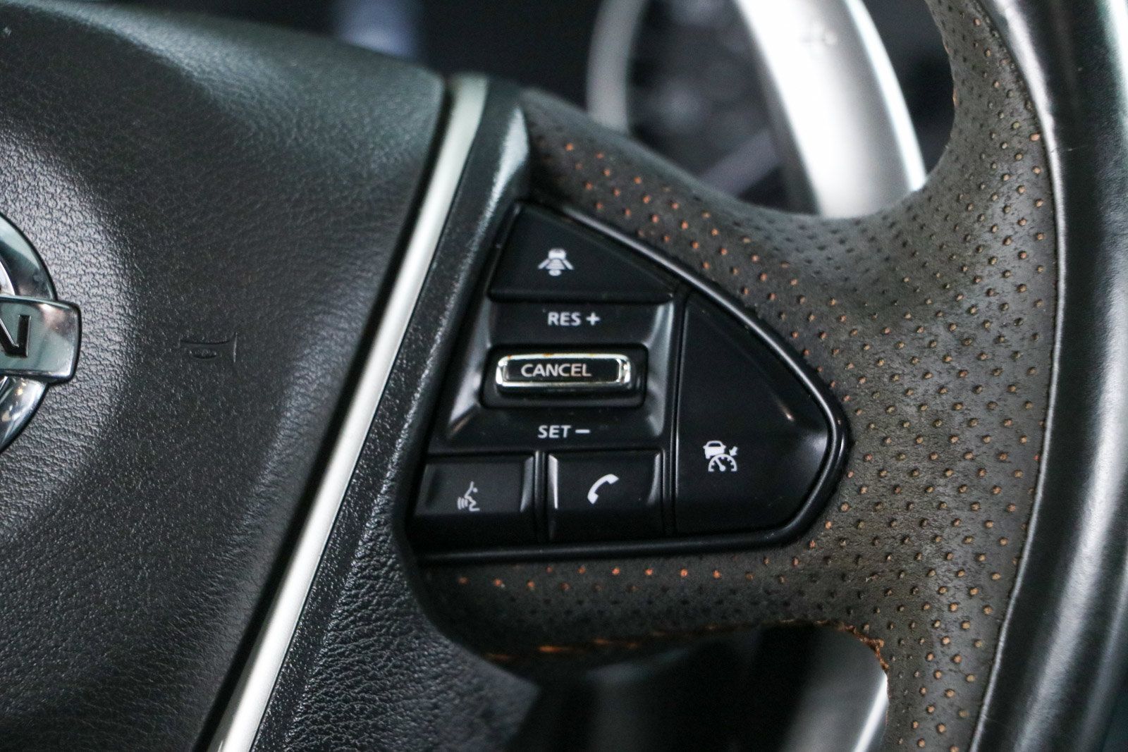 Used 2021 Nissan Maxima SR w/ Sport Mat Group FWD image 14