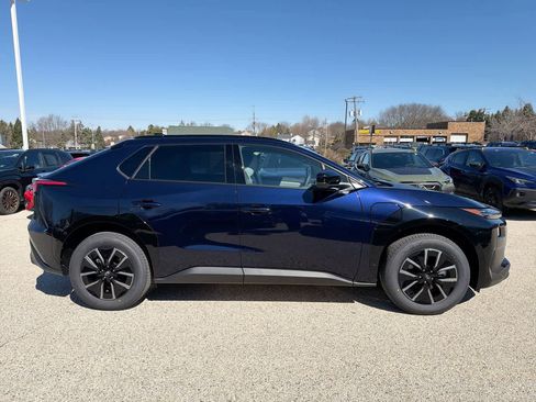 New 2026 Subaru Solterra Premium AWD/4WD image 14
