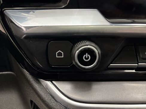 Used 2024 Chevrolet Silverado 1500 High Country w/ High Country Premium Package image 27