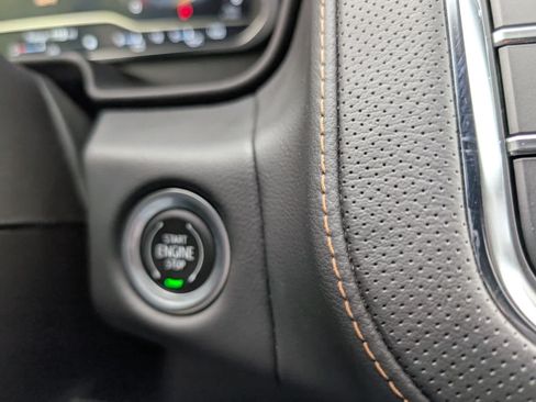 Used 2022 GMC Yukon AT4 AWD/4WD image 29