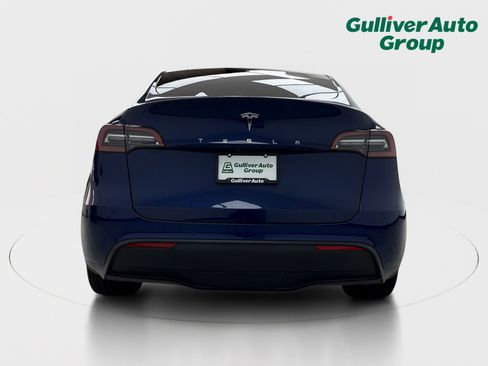 Used 2021 Tesla Model Y Long Range AWD/4WD image 7