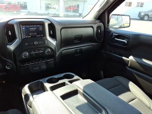 Used 2024 Chevrolet Silverado 1500 Custom Trail Boss AWD/4WD image 19