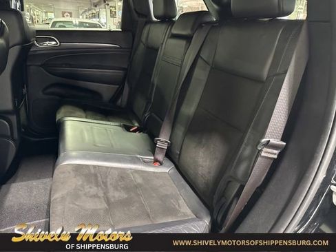 Used 2020 Jeep Grand Cherokee Laredo w/ Laredo X Package AWD/4WD image 30