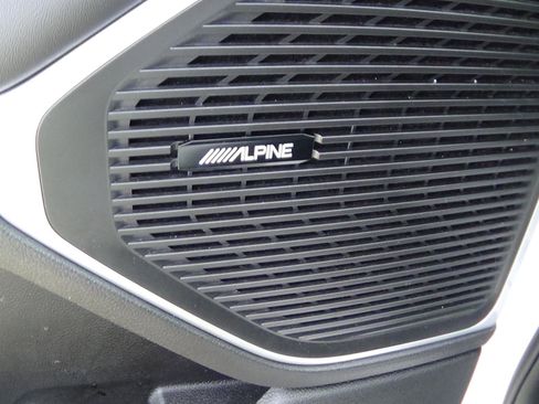 Certified 2025 Jeep Wagoneer L 4WD image 16