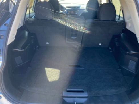 Used 2020 Nissan Rogue S w/ Special Edition Package image 11