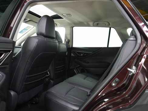 Used 2025 Subaru Outback Limited XT w/ Popular Package #2 AWD/4WD image 18