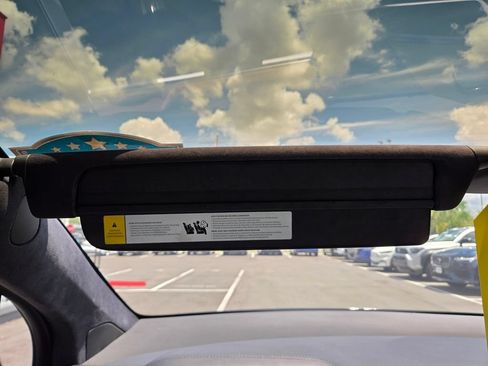 Used 2022 Tesla Model X AWD/4WD image 36
