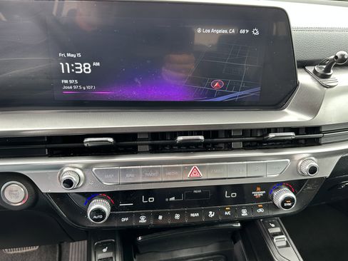Certified 2024 Kia Telluride S FWD image 23