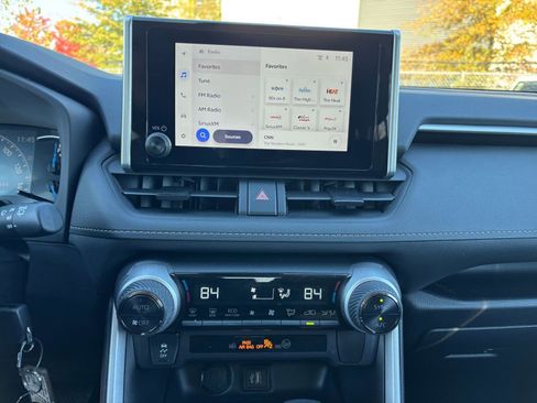 Used 2025 Toyota RAV4 LE image 18