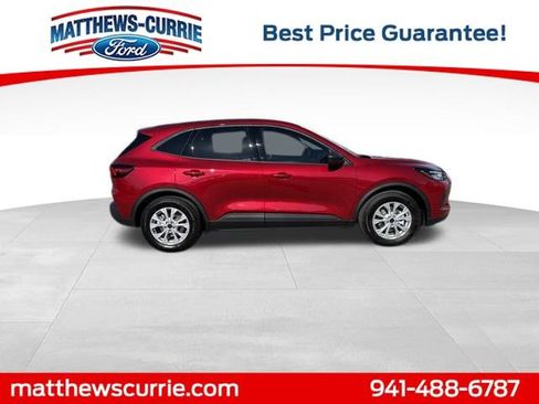 New 2025 Ford Escape Active image 3
