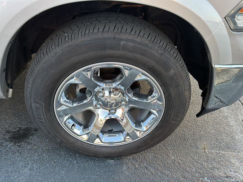 Used 2016 RAM 1500 Laramie w/ Convenience Group image 37