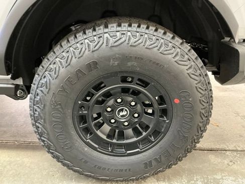 New 2026 Ford Bronco Badlands AWD/4WD image 11