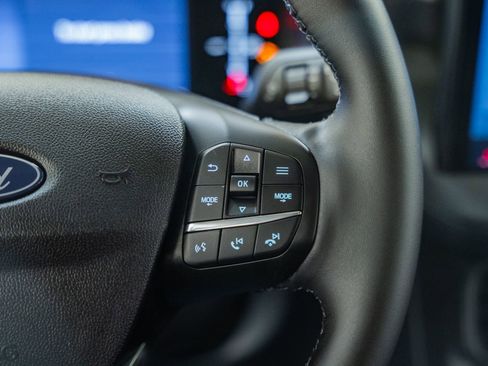 Certified 2026 Ford Maverick Lariat w/ Black Appearance Package image 33