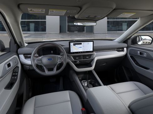 New 2026 Ford Explorer Active w/ Active Comfort Package RWD image 11