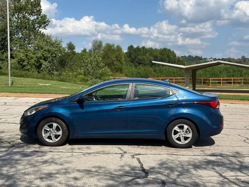 Used 2014 Hyundai Elantra SE FWD image 10