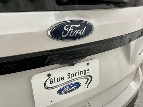 Used 2016 Ford Explorer Sport w/ Equipment Group 401A image 5