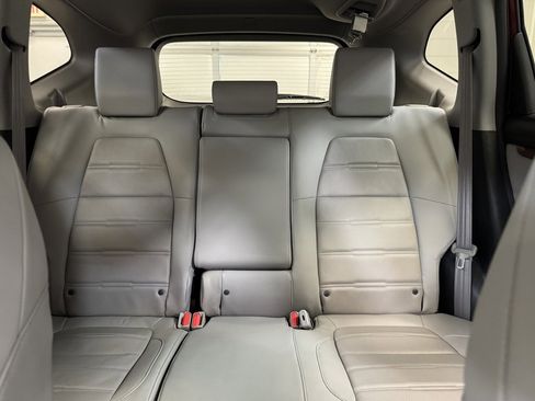 Used 2017 Honda CR-V Touring image 14