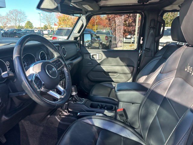 Used 2019 Jeep Wrangler Unlimited Sahara w/ Quick Order Package 24M Moab AWD/4WD image 11