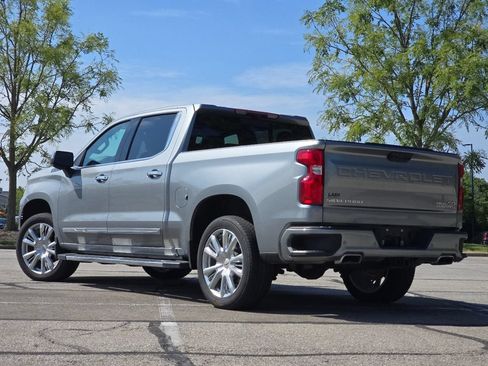Used 2024 Chevrolet Silverado 1500 High Country w/ Technology Package AWD/4WD image 15