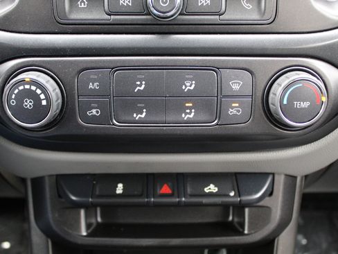 Used 2022 Chevrolet Colorado W/T image 29