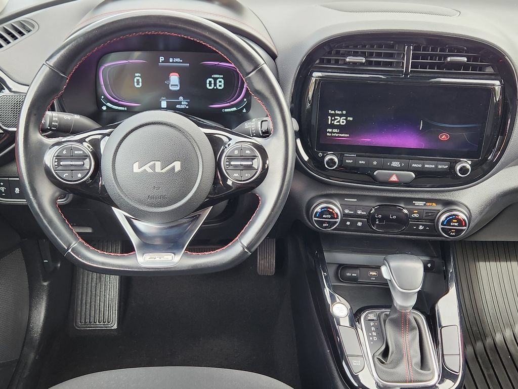 Certified 2024 Kia Soul GT-Line FWD image 25