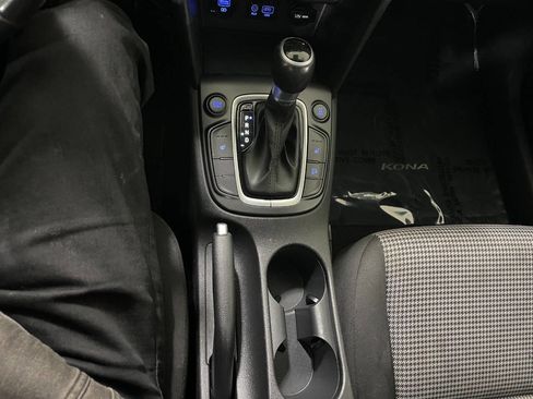 Used 2019 Hyundai Kona SEL image 39