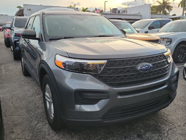 Used 2023 Ford Explorer 2WD image 2
