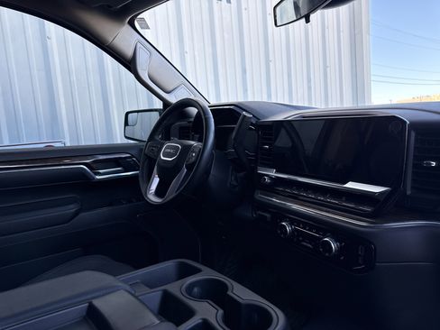 Used 2024 GMC Sierra 1500 Elevation w/ X31 Off-Road Package image 40