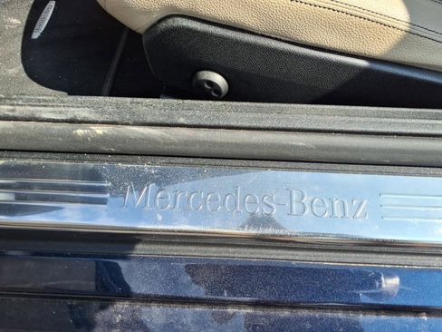 Used 2014 Mercedes-Benz SLK 250 image 18